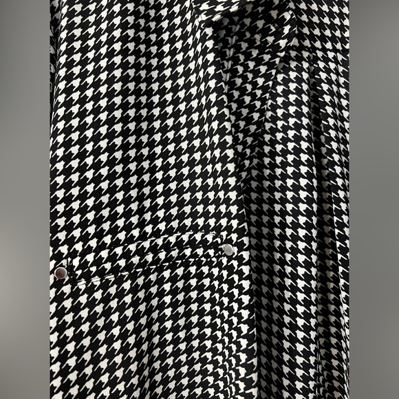 Apt 9 button down shirt PS flattering black and white checkered - Picture 2 of 8
